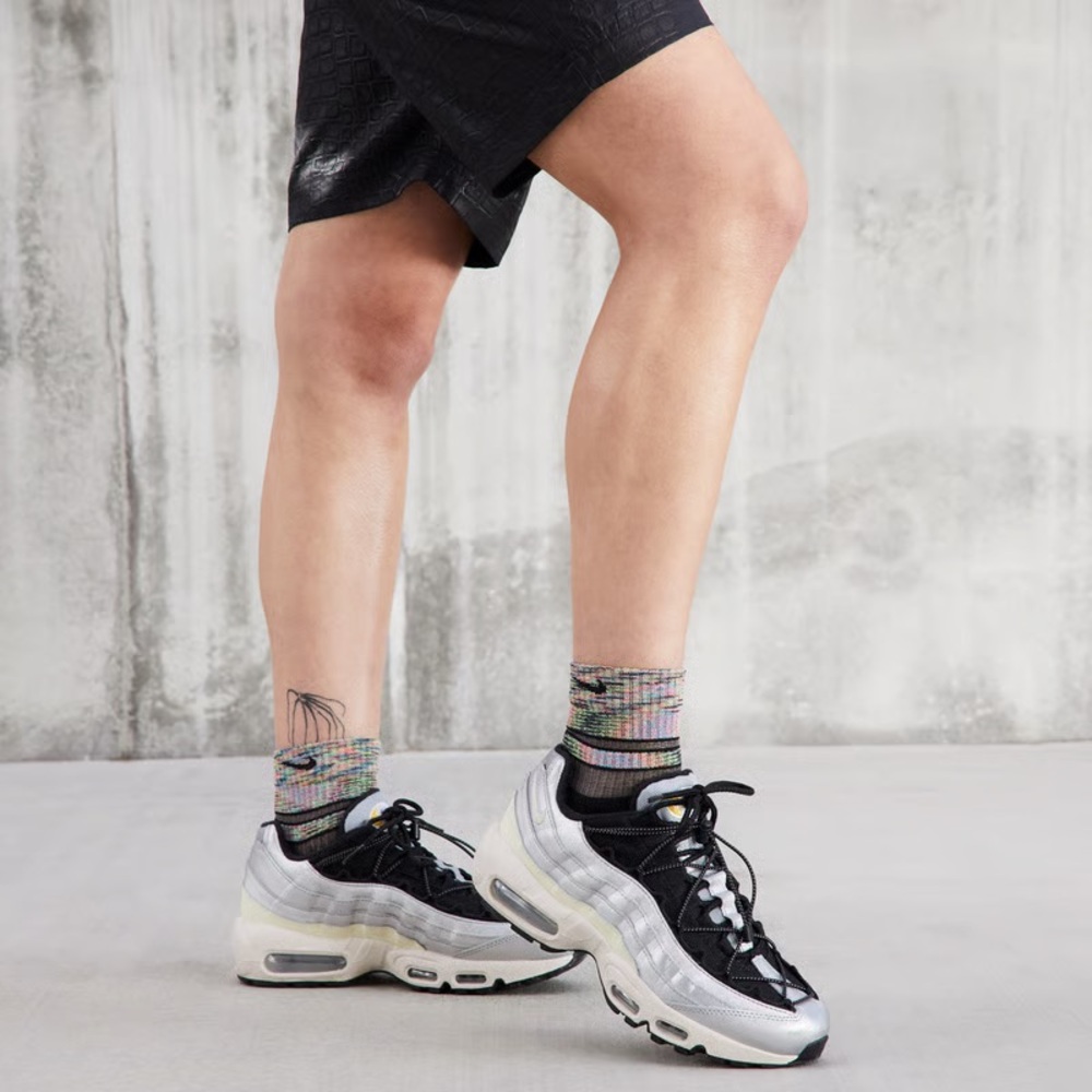 (NEW) Nike Women’s Air Max 95 Size 7